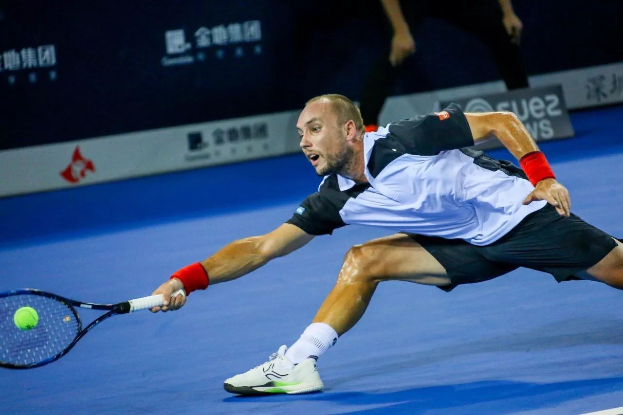 国际比赛日新疆广汇备战荷甲Faker与40激战曼联分钟，拉齐奥赛后遗憾出局看傻球迷的简单介绍